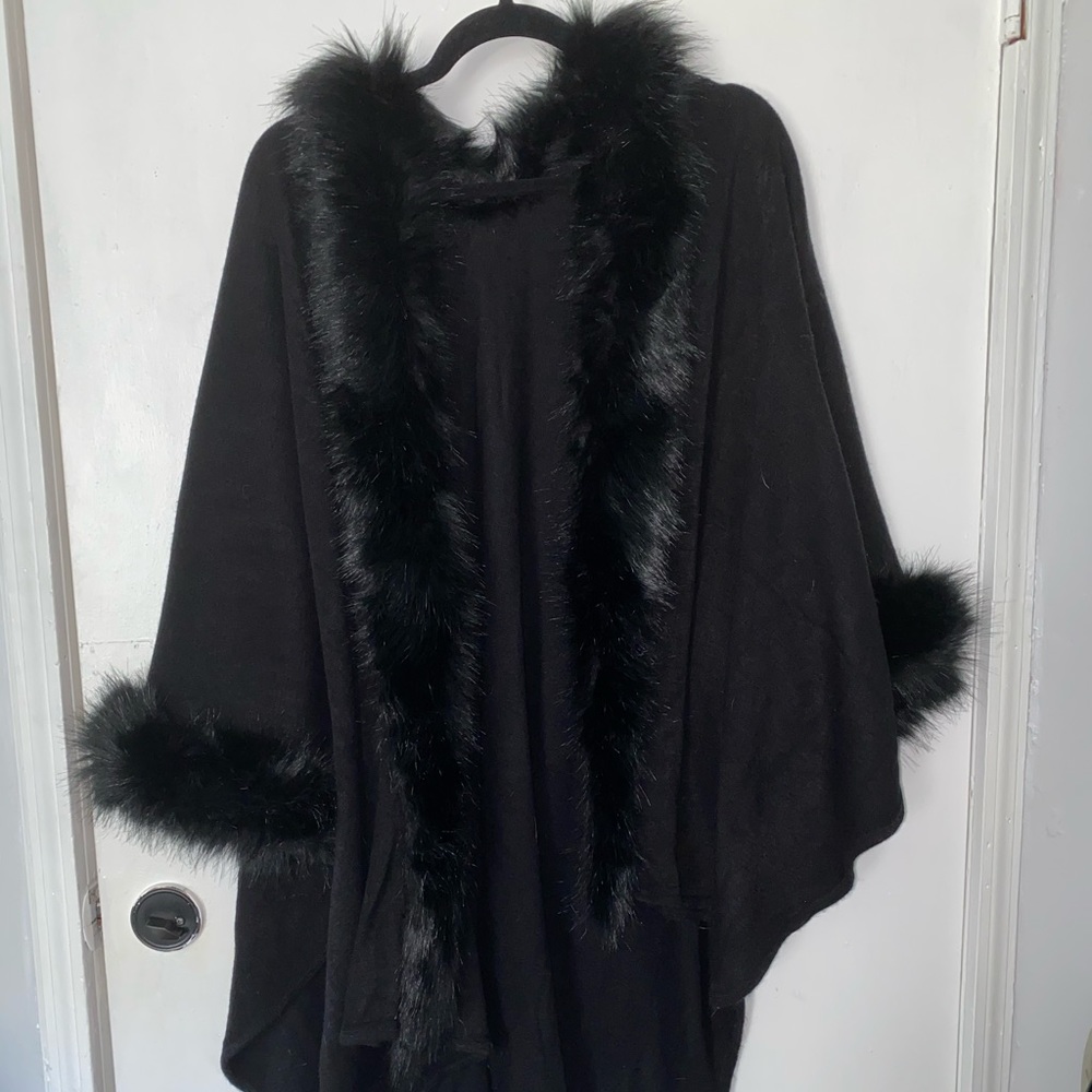 Faux Fur Trim Shawl